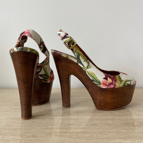 Brand New Dolce & Gabbana Floral Platform Heels - Picture 1 of 8